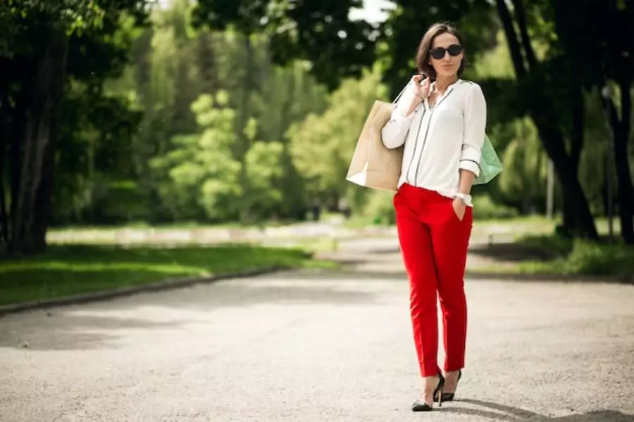 Pantalones y Capris de Mujer